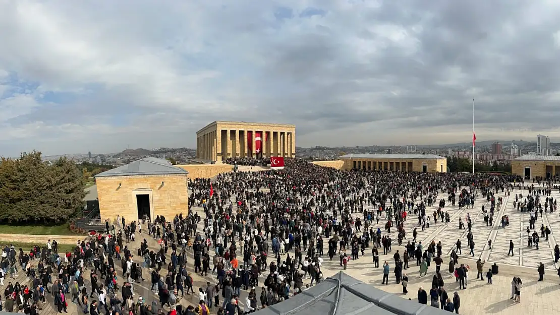 MSB 10 Kasım'daki Anıtkabir Ziyaretçi Verilerini Açıkladı