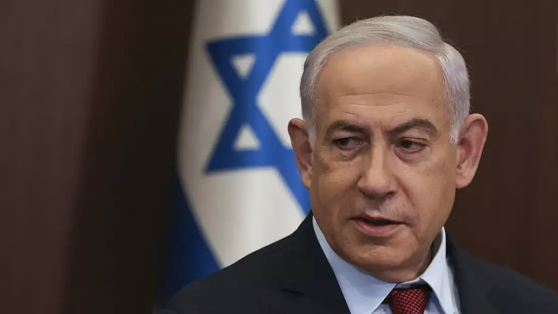 Netanyahu Topun Ağzında  Parlamentoyu Bastılar