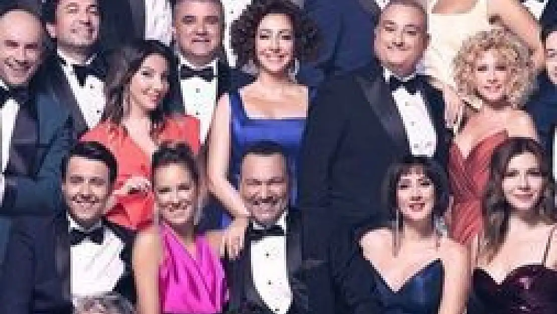 Güldür Güldür Show 345. Sezon Finali Bölüm 29 Temmuz Cumartesi Show TV İzle..