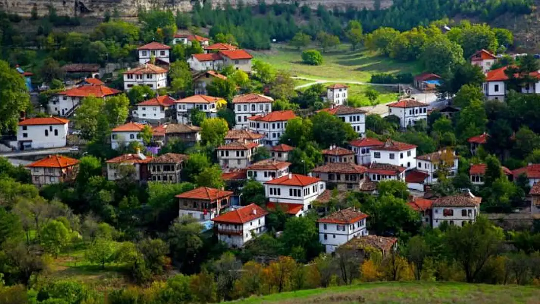 Nüfusunun 20 Katından Fazla Turisti Ağırladı