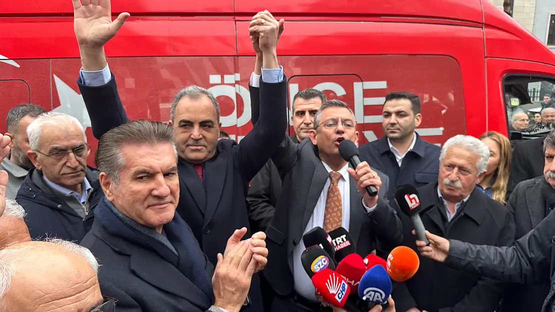 Özgür Özel DEM Parti ile gözler önünde ilişki içindeyiz