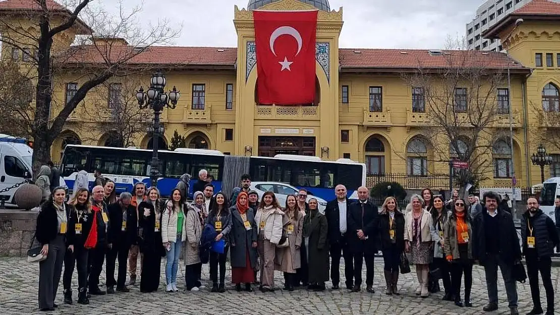 Palas Müzesi'ne Ziyaretçi Akını