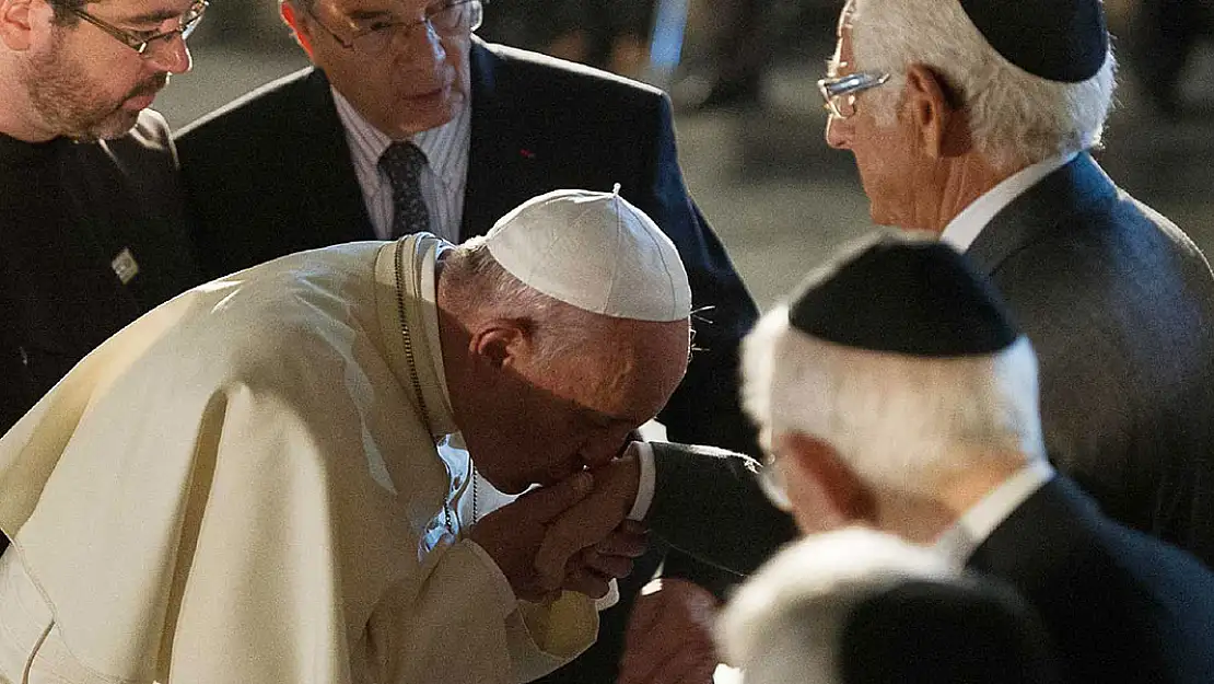 Papa Francis Mezar yerini hazırlattı