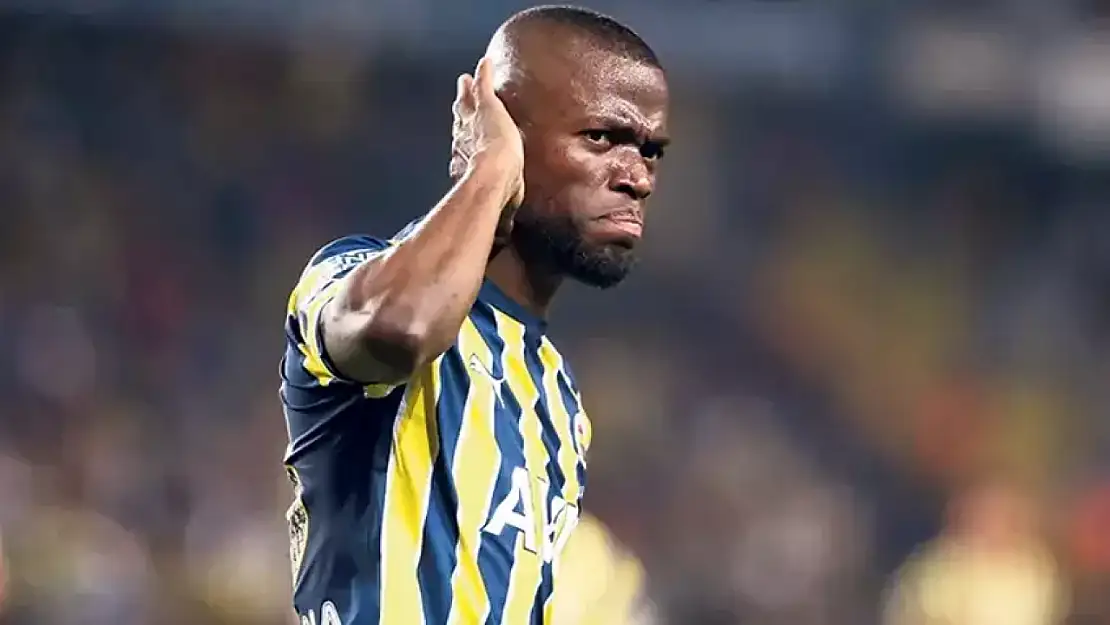 Penaltıyı Atamayan Eski Fenerbahçeli Oyuncuya Taraftar Saldırdı!