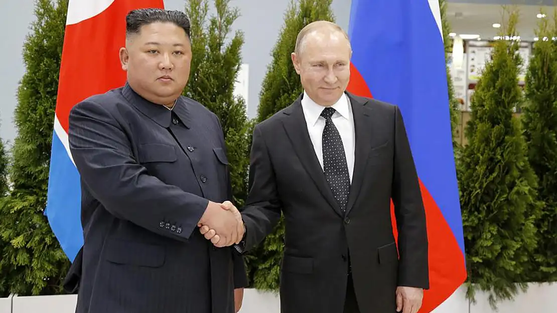 Putin, Kuzey Kore lideri Kim'e Araba Hediye Etti