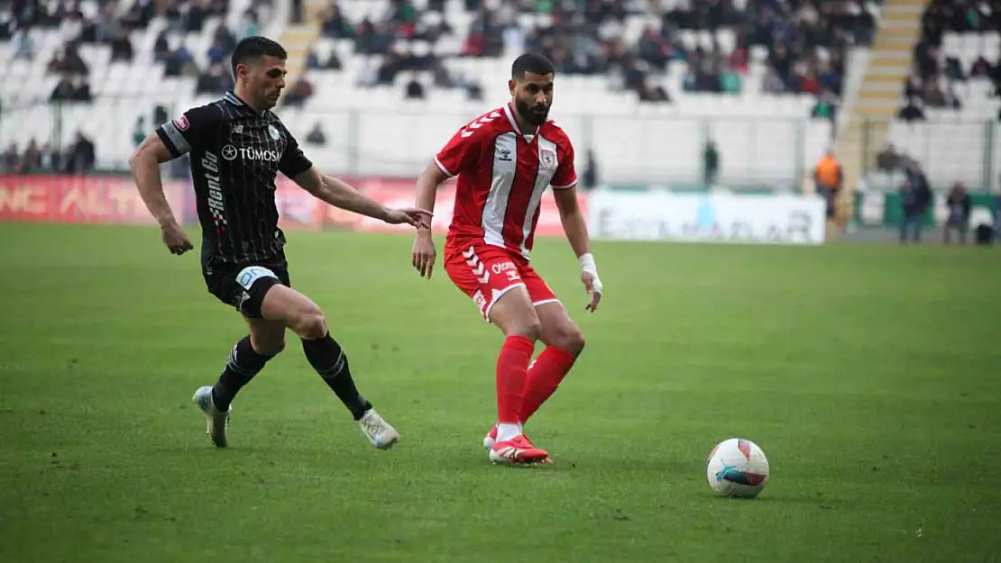 Samsunspor, Konyaspor'u Deplasmanda 1-0 Mağlup Etti!