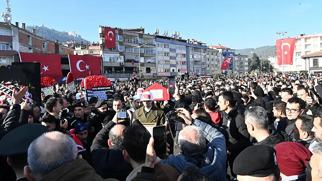 Şehit Erenoğlu toprağa verildi