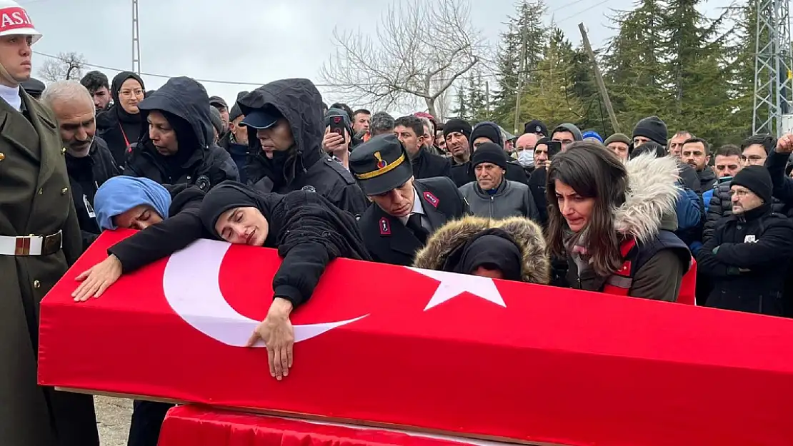 Şehit Samet Aslan, Amasya'da son yolculuğuna uğurlandı