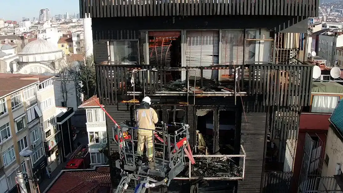 Sitede çıkan yangında 83 yaşındaki kadın hayatını kaybetti