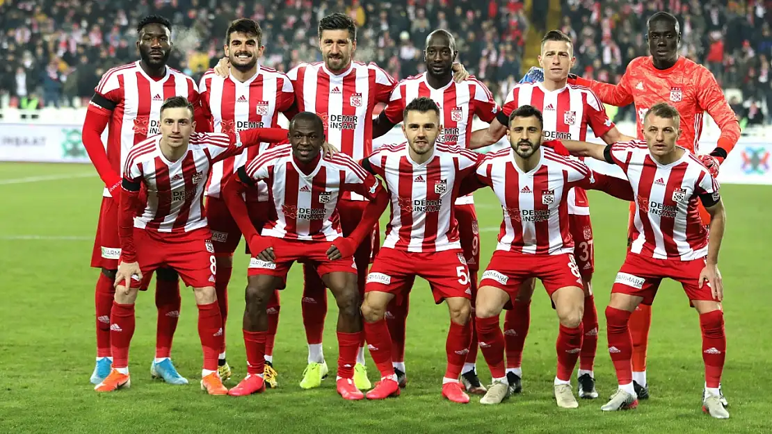 Sivasspor Evinde Yenilmiyor