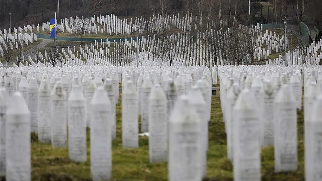 Srebrenitsa Katliamı Nedir? 10 Binden Fazla Kişinin Katledildiği Olay 29'uncu Yılında Acıyla Anılıyor!