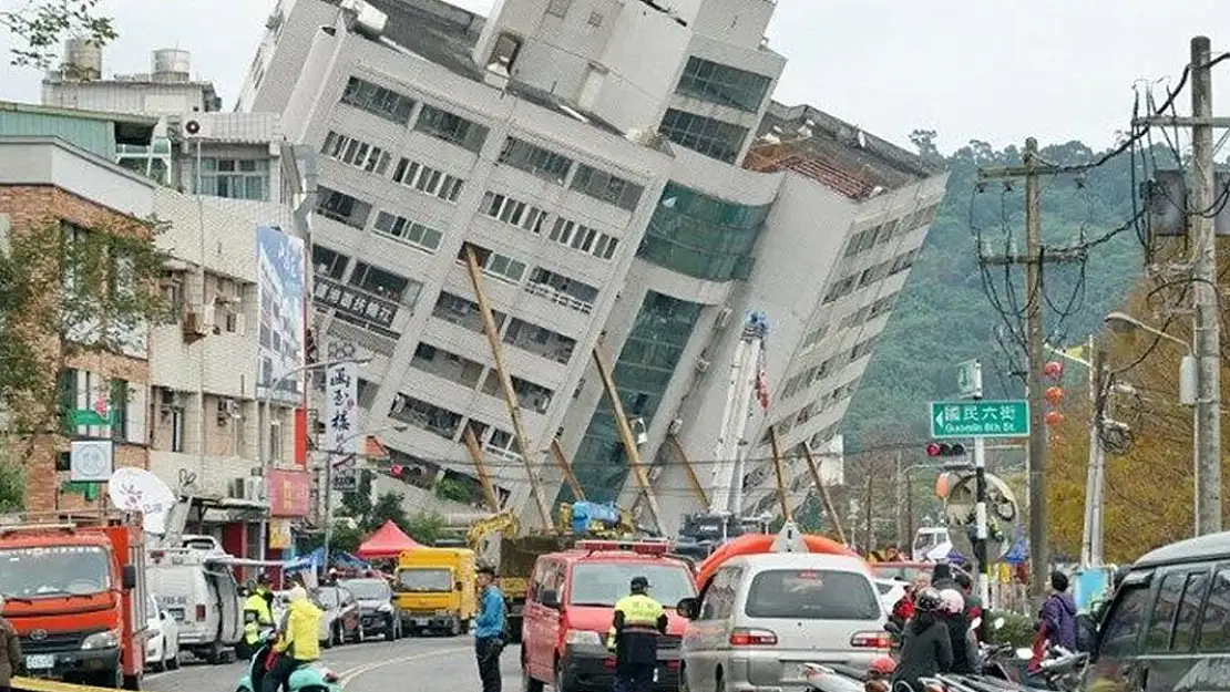 Tayvan'daki Depremin Görüntüleri Ortaya Çıktı