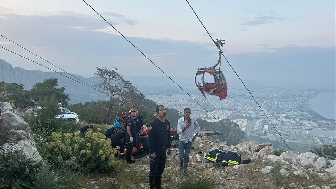 Teleferikte Mahsur Kalan 174 Kişi Başarı İle Kurtarıldı