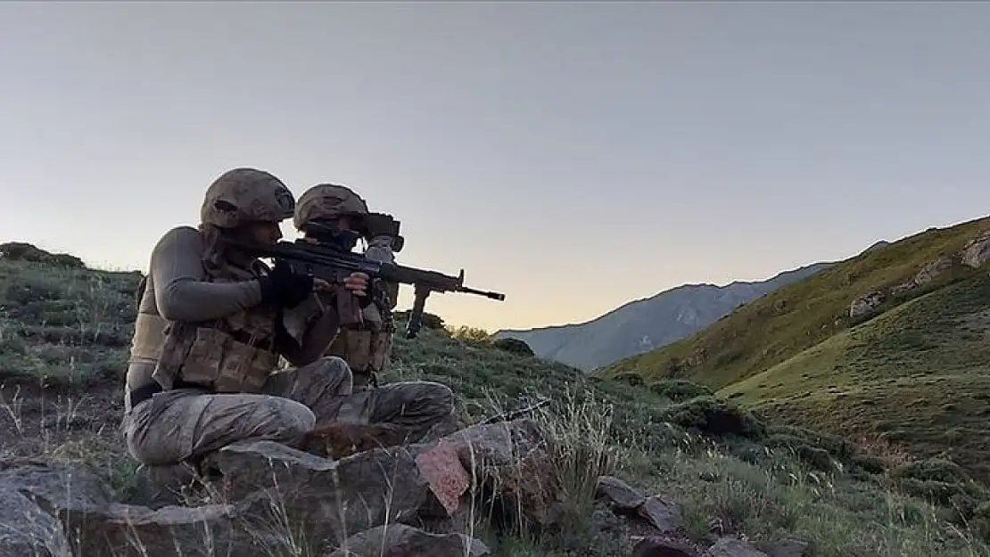 Teröristlere İnlerinde Rahat Yok! 6 PKK'lı Etkisiz Hale Getirildi