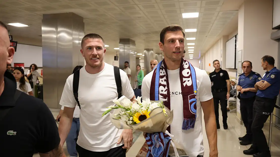 Trabzonspor'un Yeni Transferleri Borna Barisic ve John David Lundstram Trabzon'a Geldi