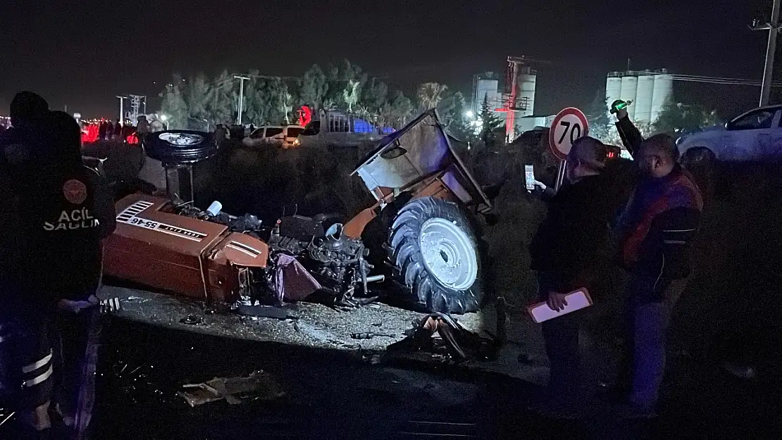 Traktörlü Zincirleme Trafik Kazası! 3 Kişi Öldü