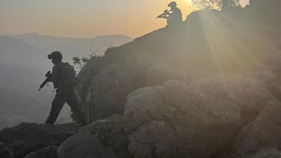 TSK Gara ve Asos bölgelerinde 21 PKK'lı ve Fırat Kalkanı Bölgesinde 1 PKK/YPG'li Etkisiz Hale Getirdi