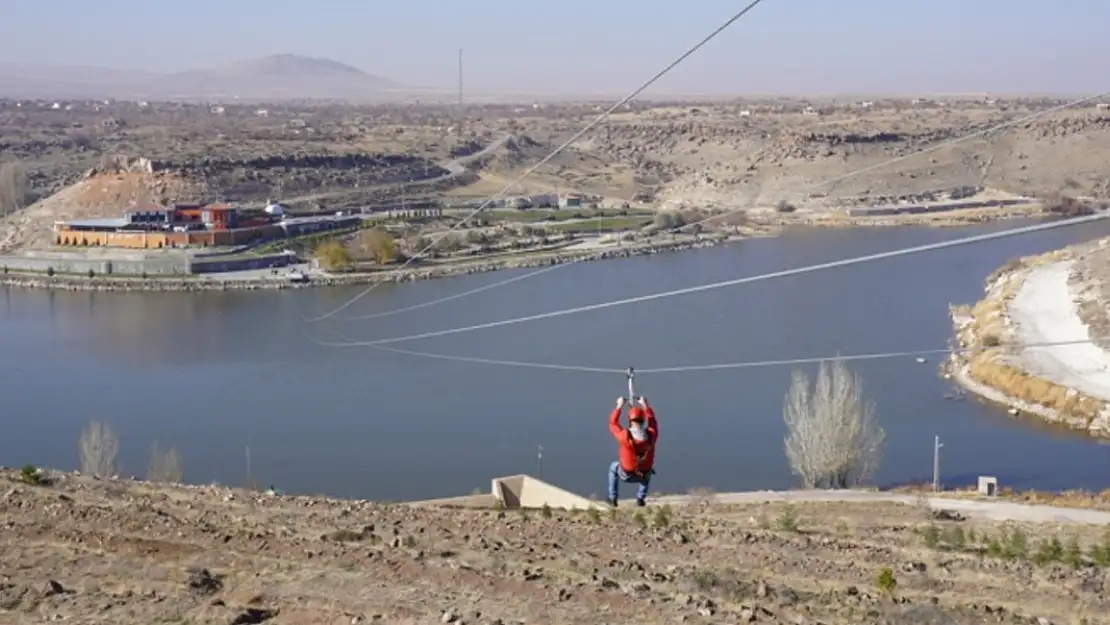 Türkiye'de 3'uncü Olan Zipline Merkezi İncesu'da Açıldı