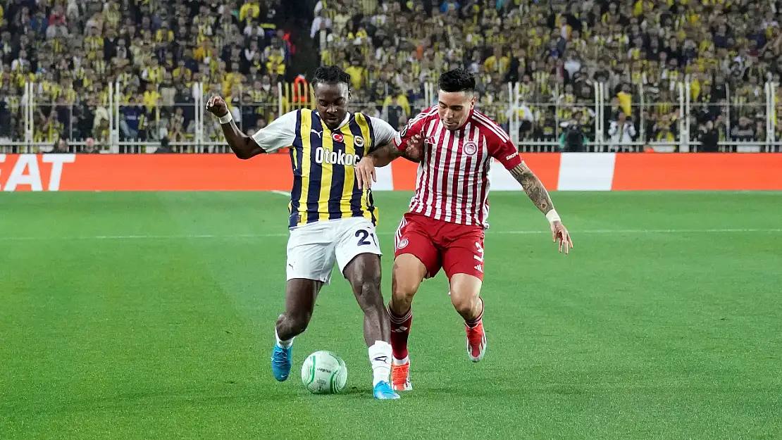 UEFA Avrupa Konferans Ligi: Fenerbahçe: 1 - Olympiakos: 0 (İlk yarı)