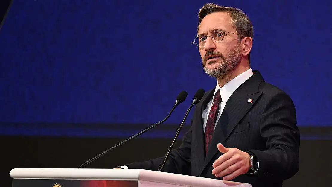 Yeni Kısıtlamalar mı Gelecek? Fahrettin Altun'dan Sosyal Medya ve Dijital Mecralarla İlgili Açıklama