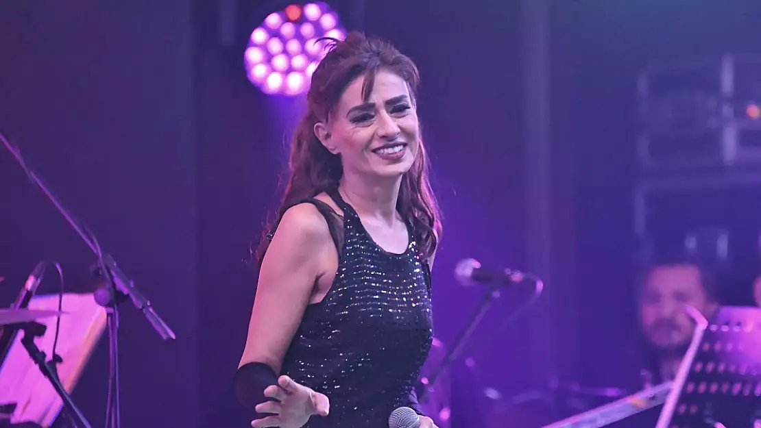 Yıldız Tilbe Korkuttu