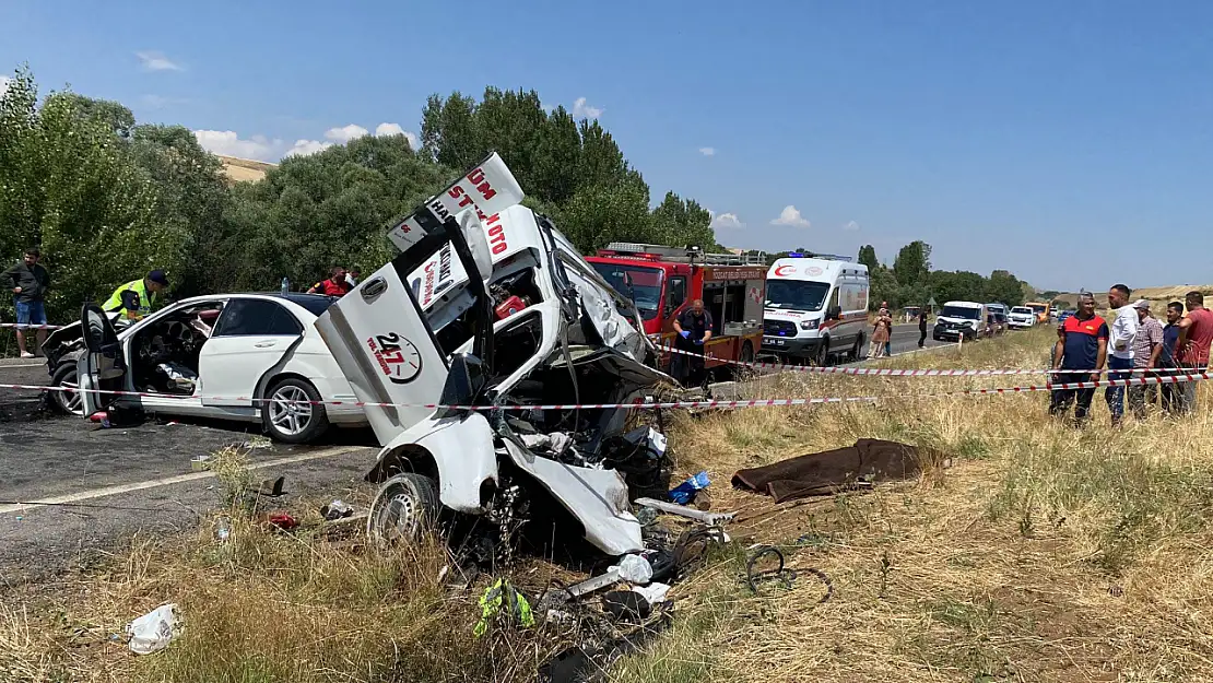 Yozgat'ta Facia Gibi Kaza: 3 Ölü, 1 Yaralı