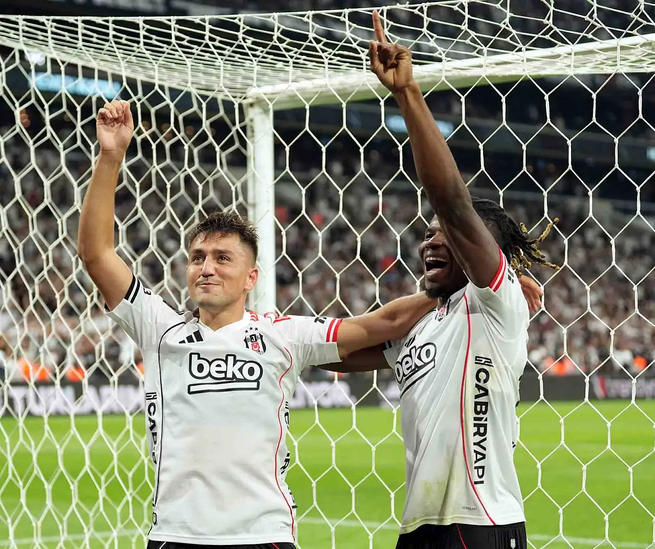 Beşiktaş, Başakşehir'i Son Dakikada Yendi! 2-1