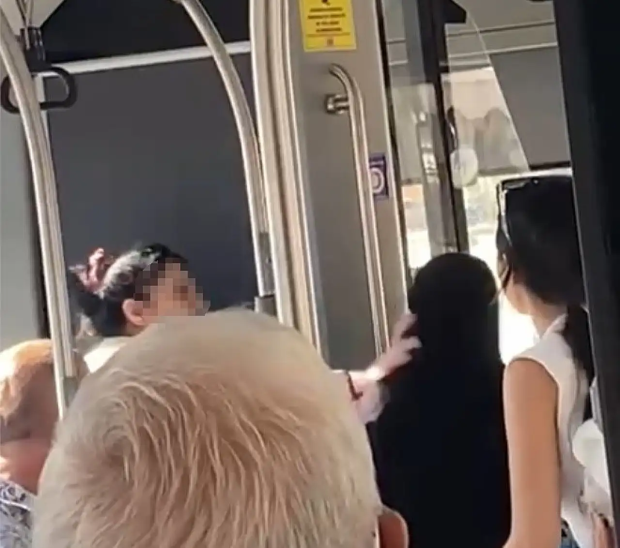 Tesettürlü kadına hakaret eden şüpheli gözaltına alındı