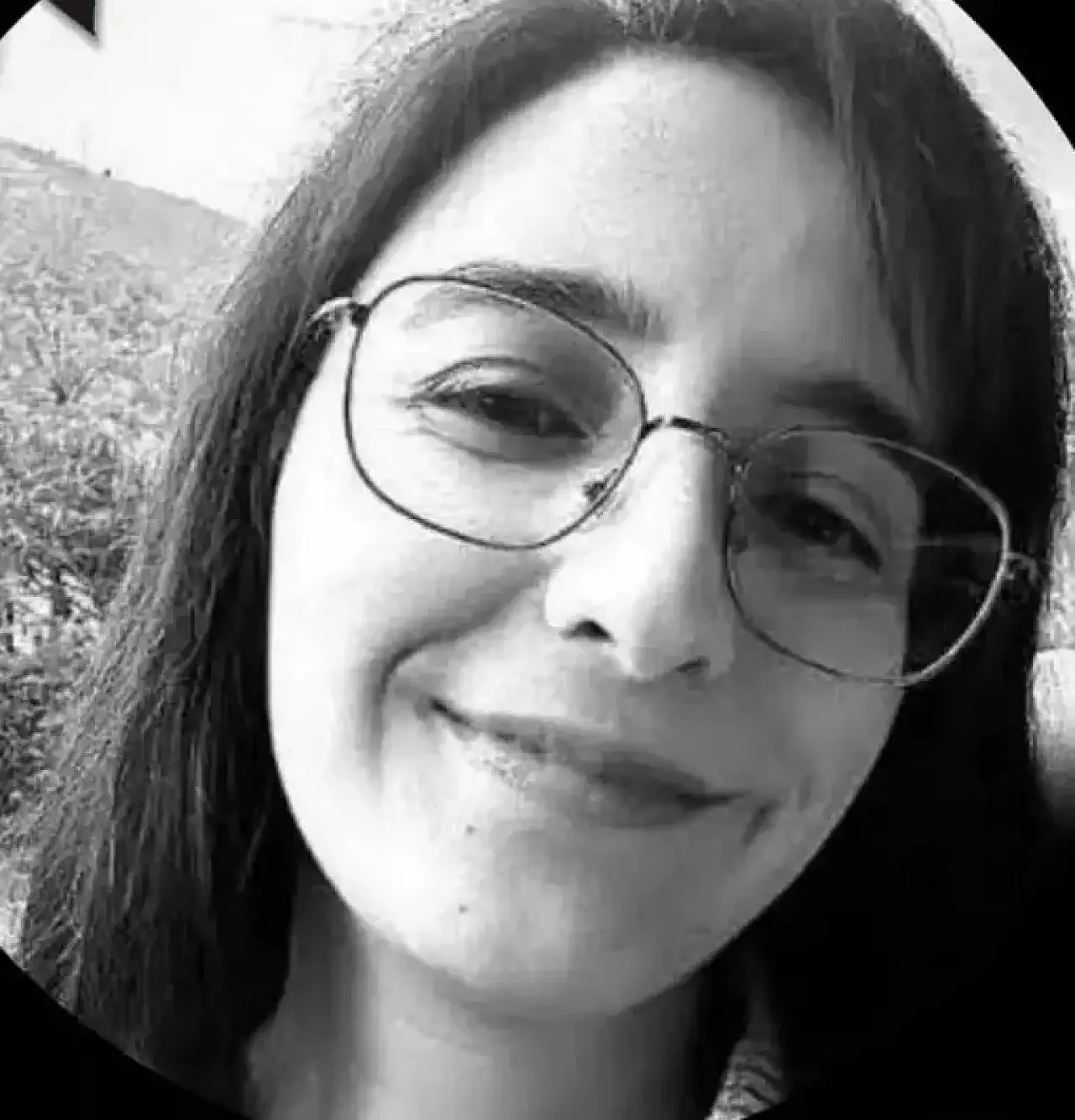 Freni çekilmeyen greyder, otomobili uçuruma sürükledi: 1 ölü