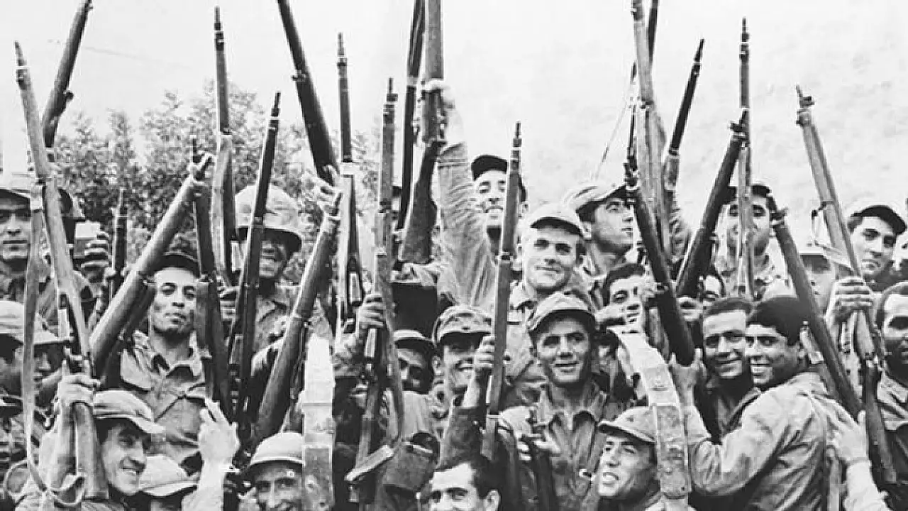 Ayşe 51 Yıl Önce Bugün Tatile Çıktı 'Kıbrıs Barış Harekâtı'nın 51.Yılı'