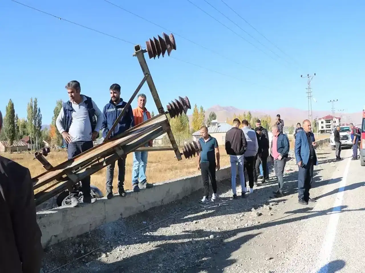 Düğün yolunda feci kaza