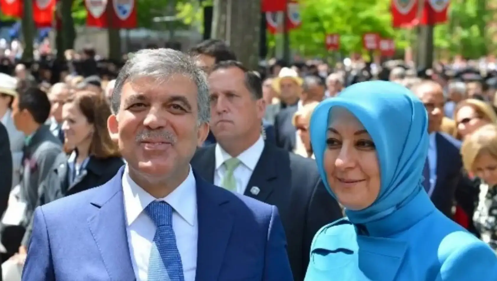 Abdullah Gül'ün eşi İngiltere'de paralarını çaldırdı!