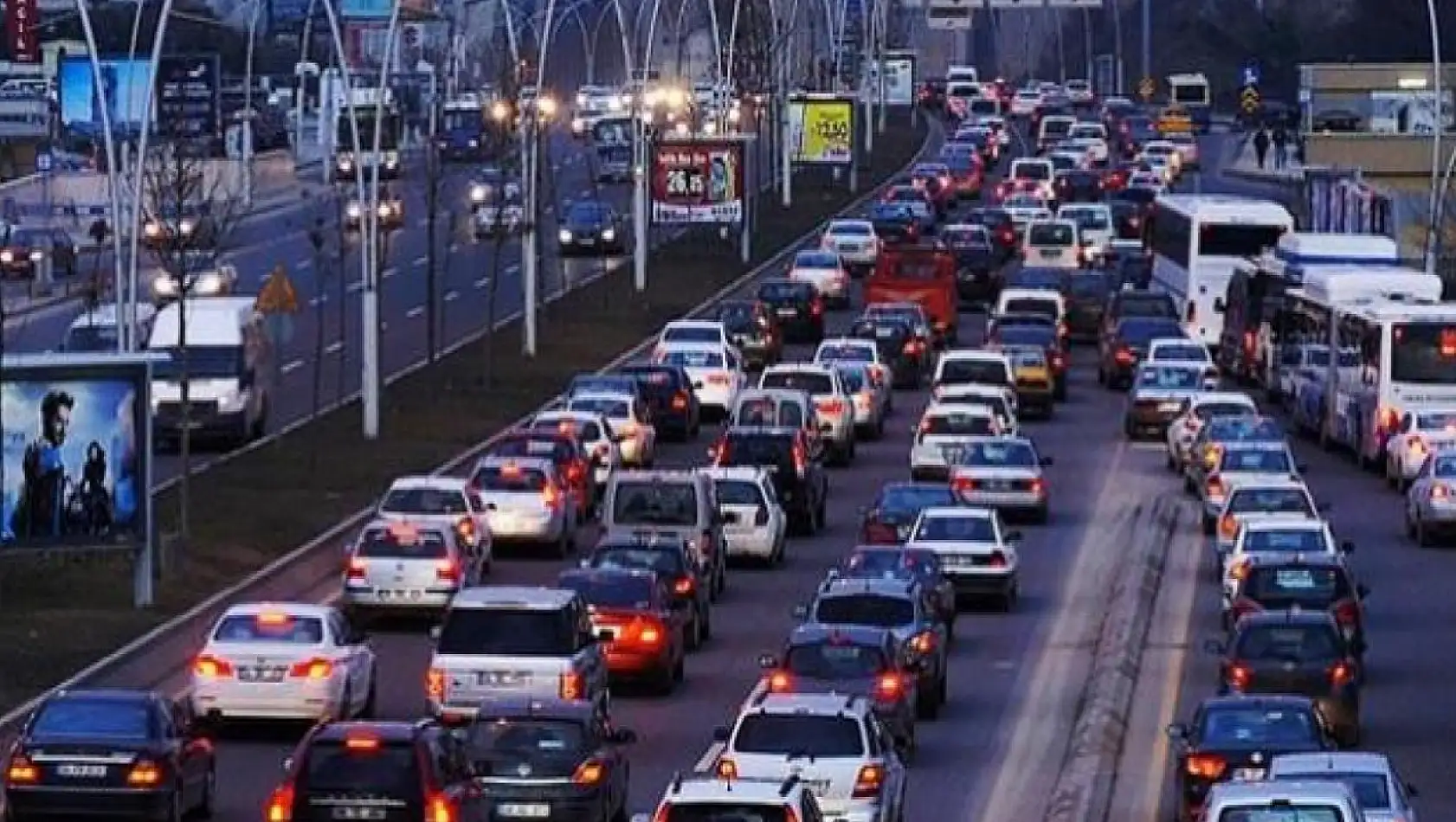 Ankaralılar dikkat! Yarın bazı yollar trafiğe kapatılacak