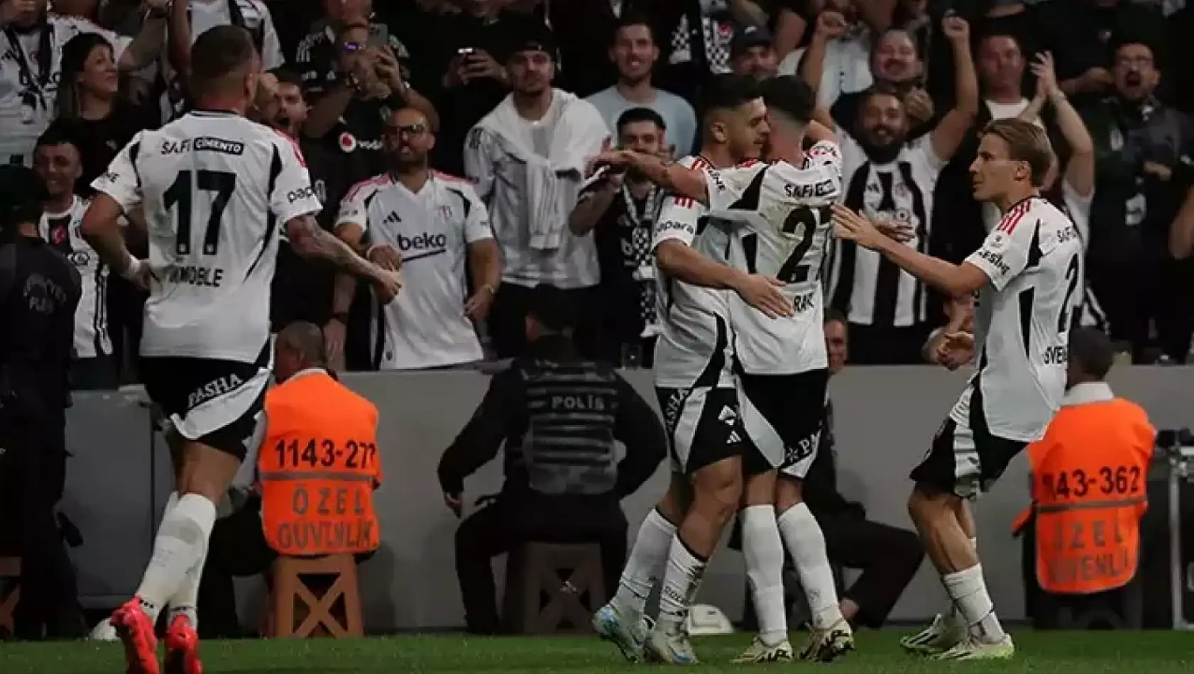 Beşiktaş Eyüpspor'u 2-1'lik Skorla Geçti! Kartal Maç Eksiği ile Üçüncü