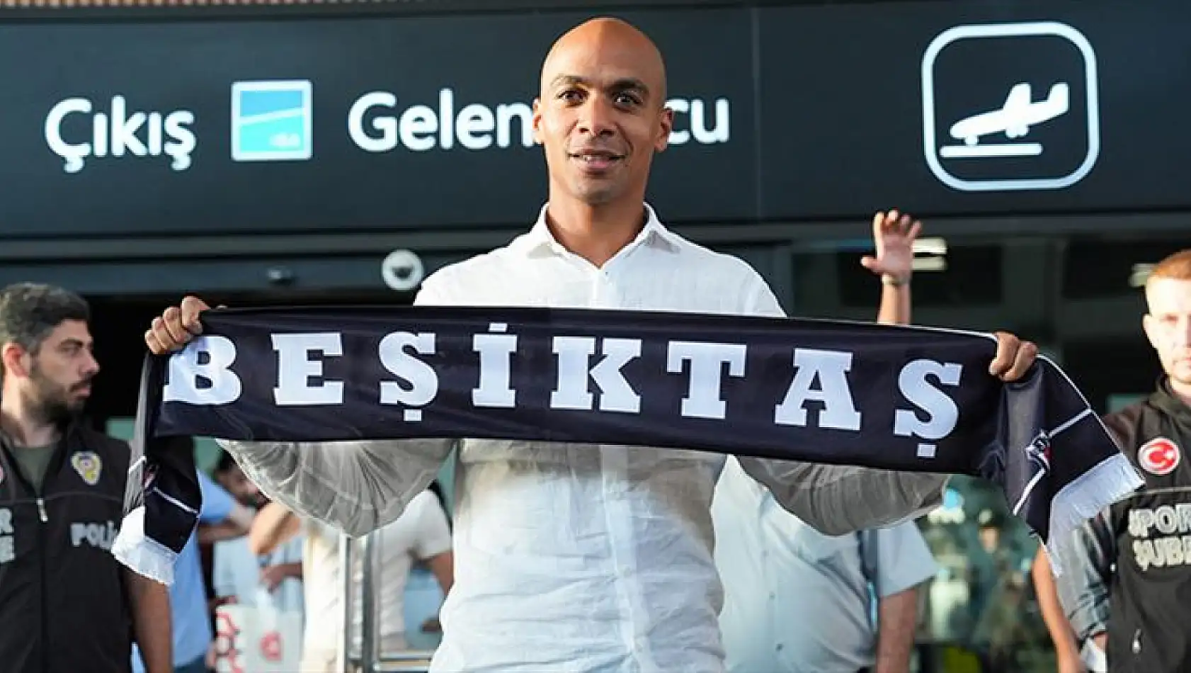 Beşiktaş transferi resmen ilan etti!