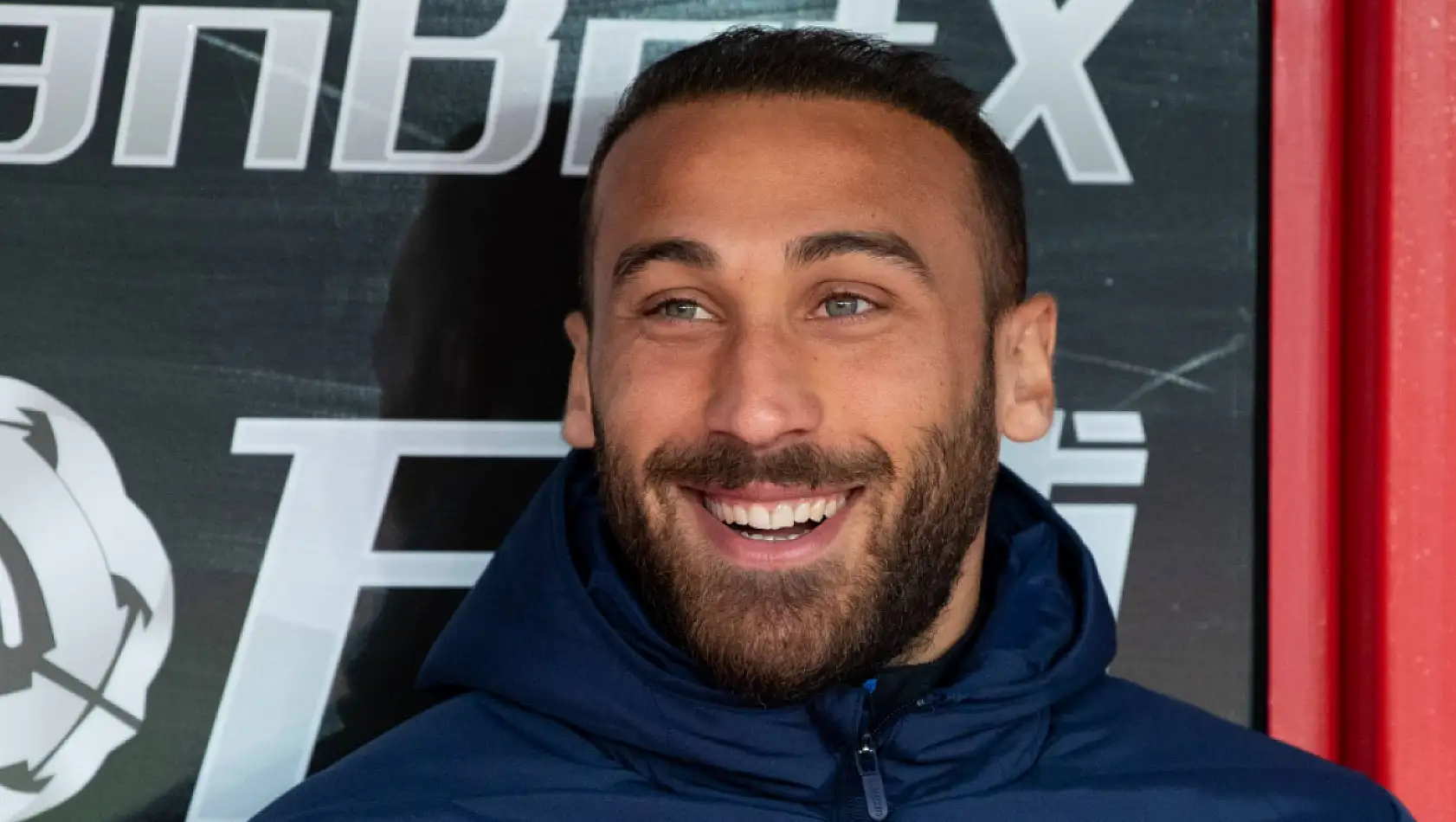 Cenk Tosun Resmi Olarak Fenerbahçe'de! Transfer Ücreti Dudak Uçuklattı