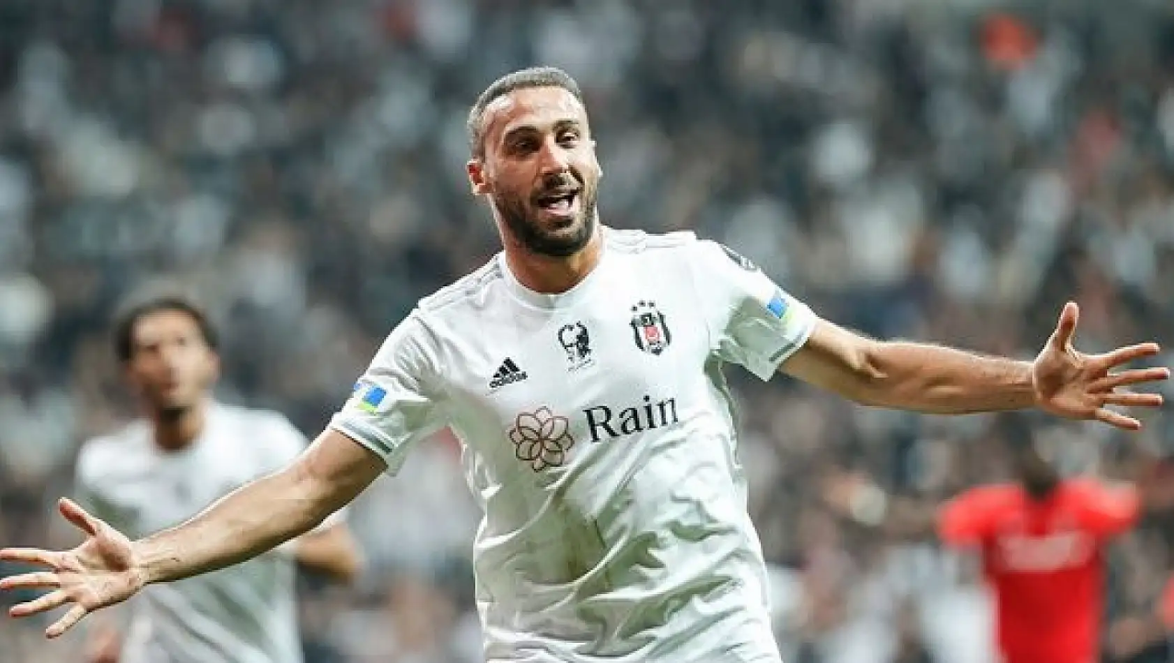 Cenk Tosun Yuvadan Uçuyor! İşte Anlaşmaya Vardığı Takım