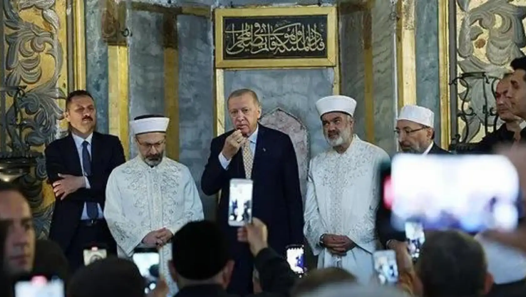 Cumhurbaşkanı Erdoğan'dan Hırka-i Şerif Ziyaretinde Birlik Mesajı