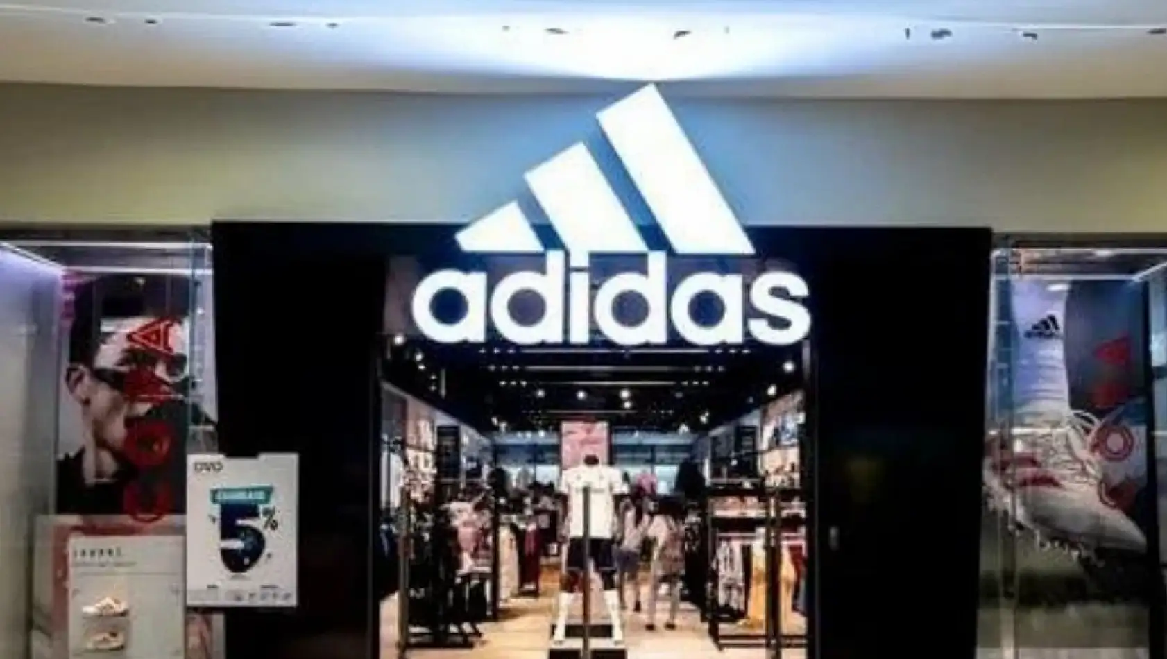 Dünya Devi Adidas Rüşvet İle Yankılanıyor