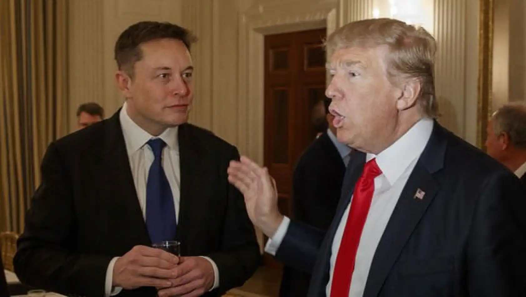 Elon Musk ile Trump'ın X Yayınında Skandal Teknik Sorun