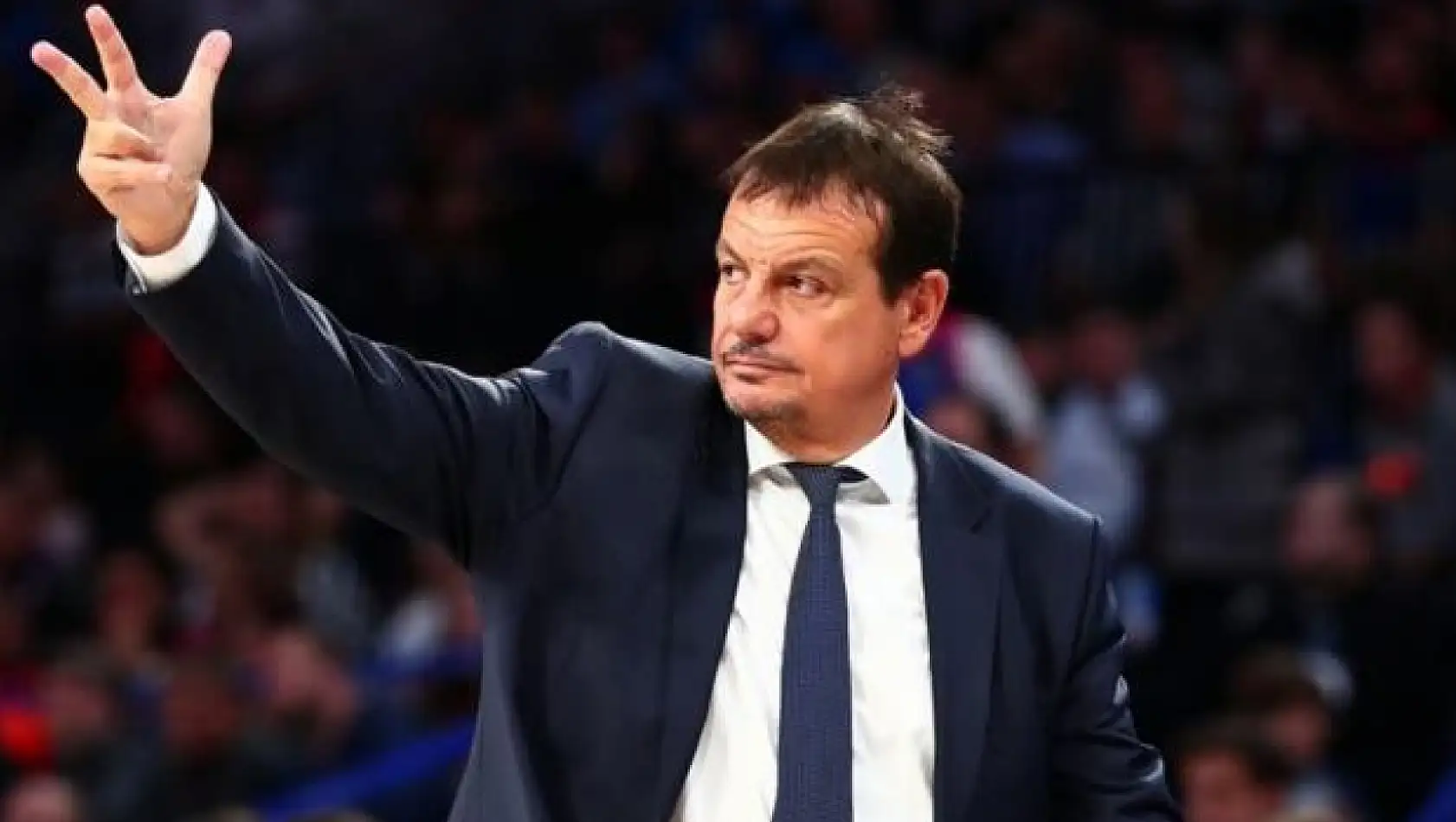 Ergin Ataman'dan Pankart Açıklaması!