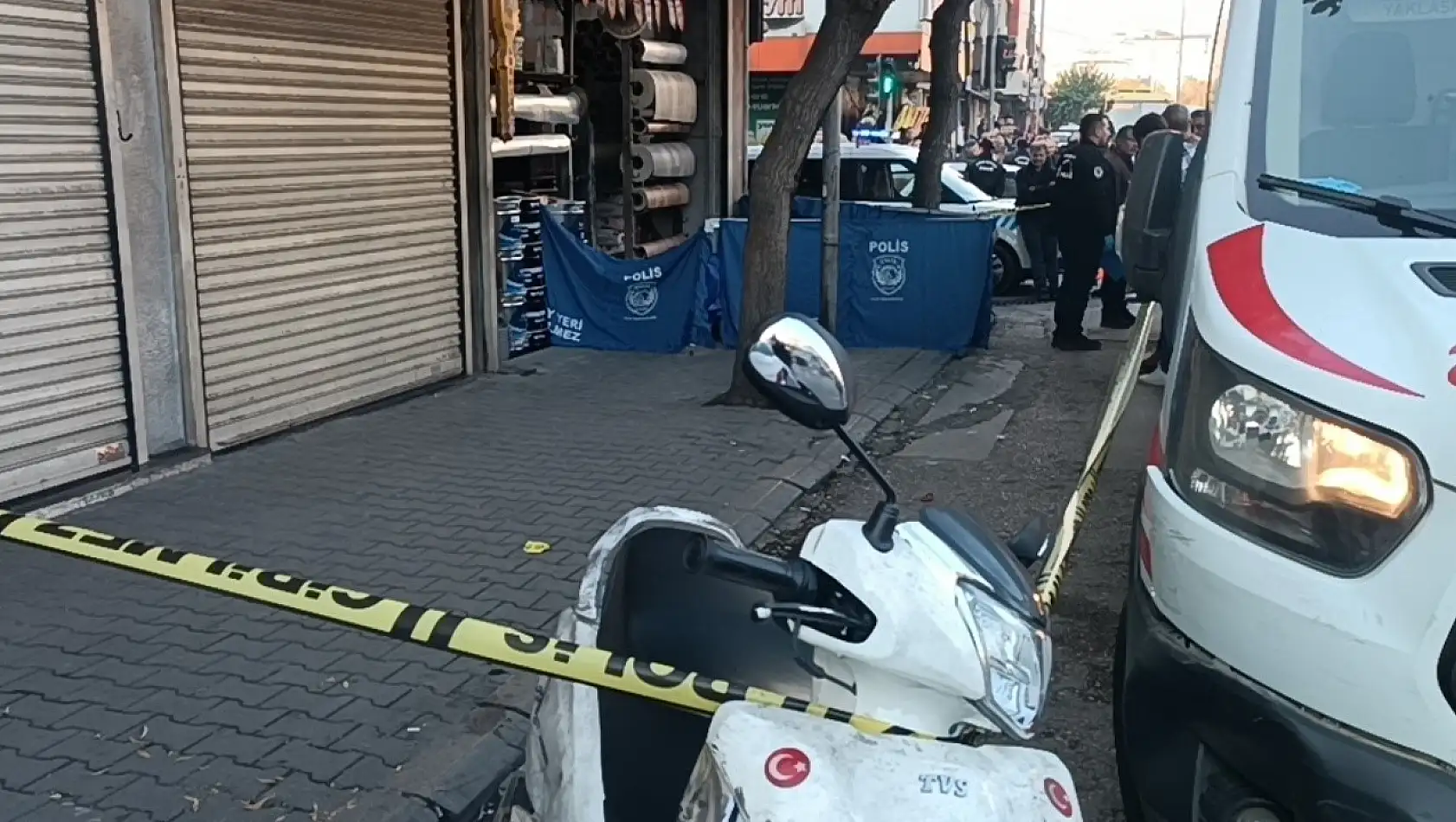 Gaziantep'te Sokak Ortasında Vahşet! Eşini Öldürüp İntihar Etti