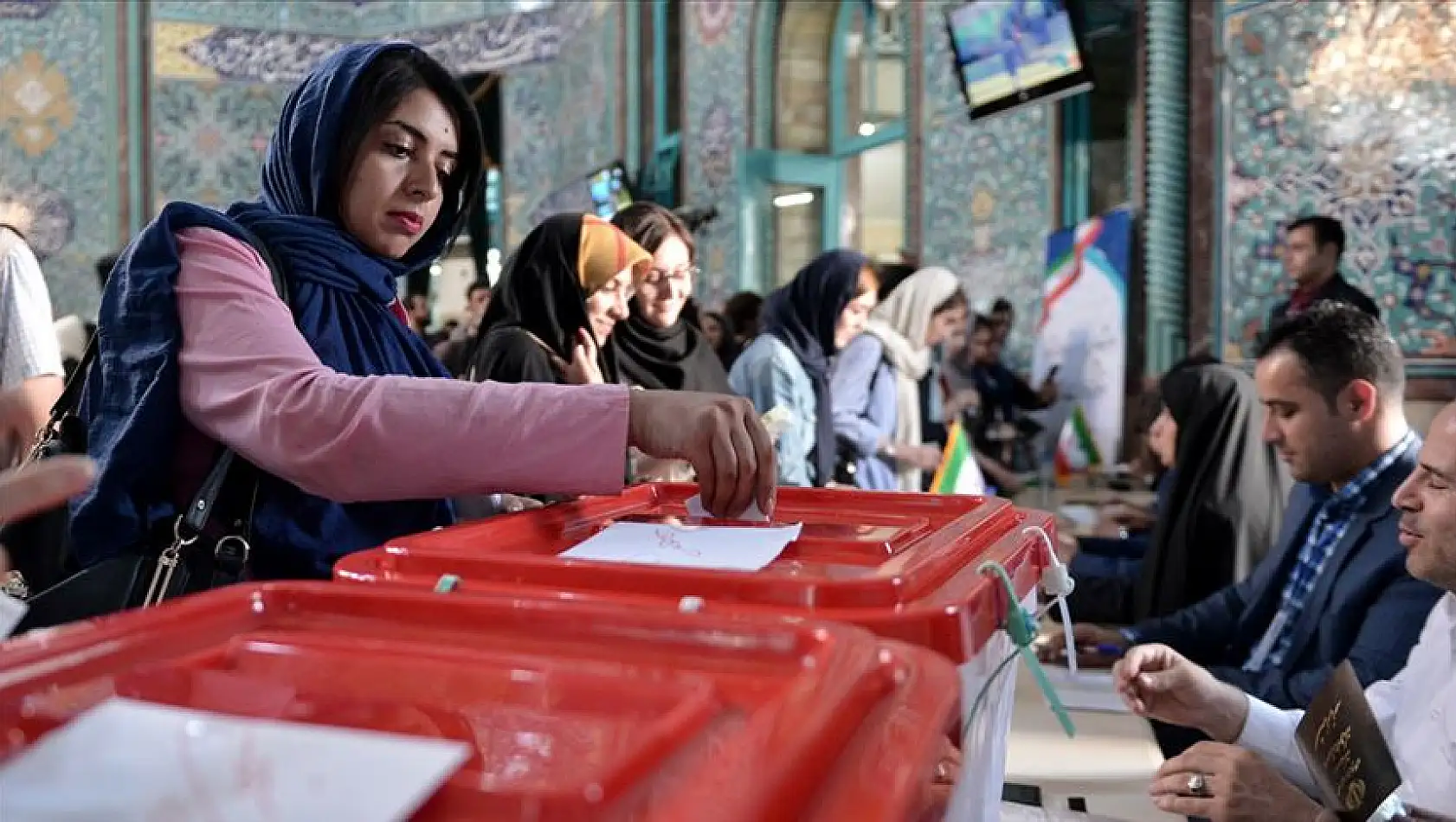 İran 1 Mart'ta Seçime Gidiyor