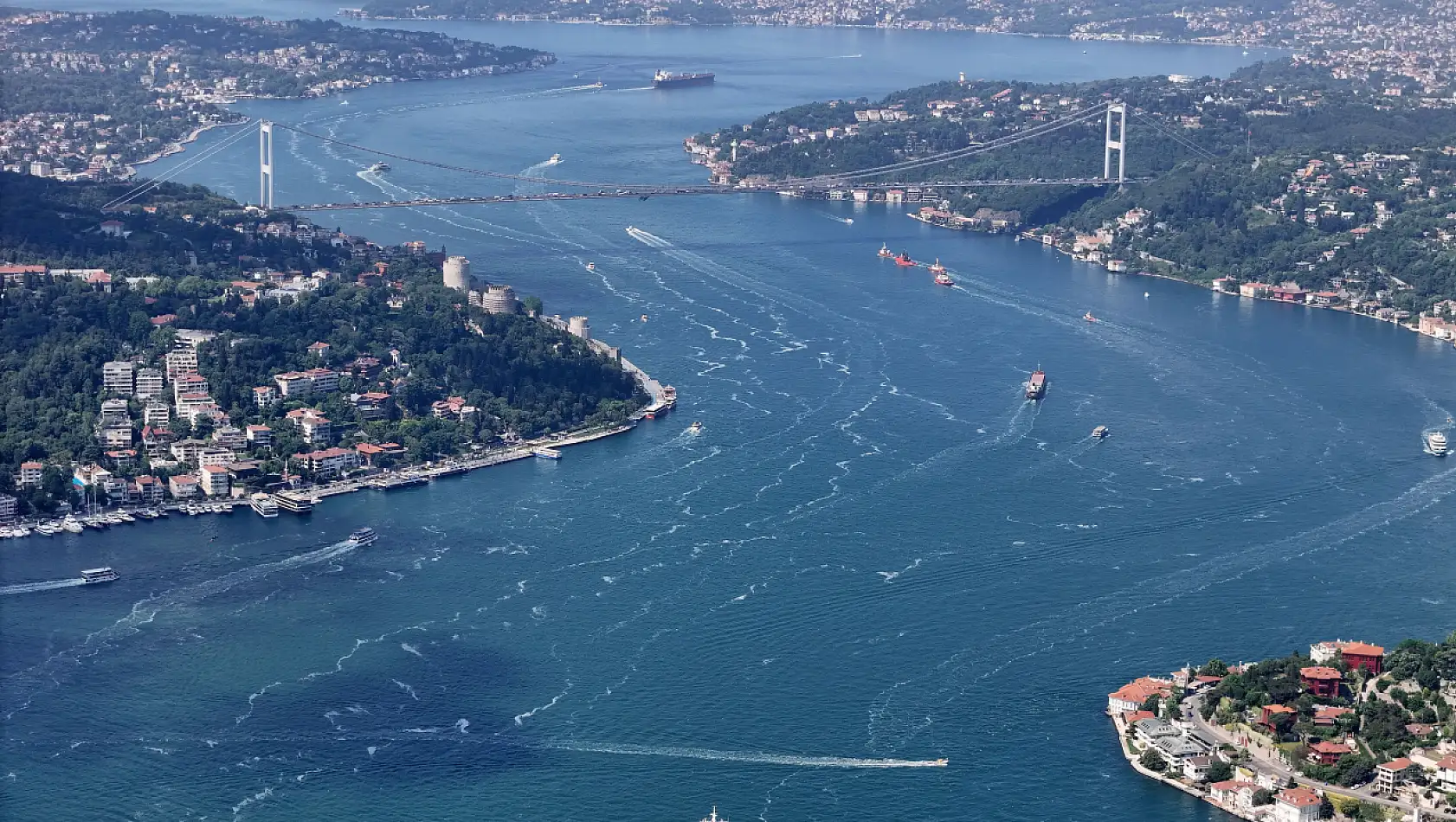 İstanbul Boğazı'nda Müsilaj Uyanmaya Başladı