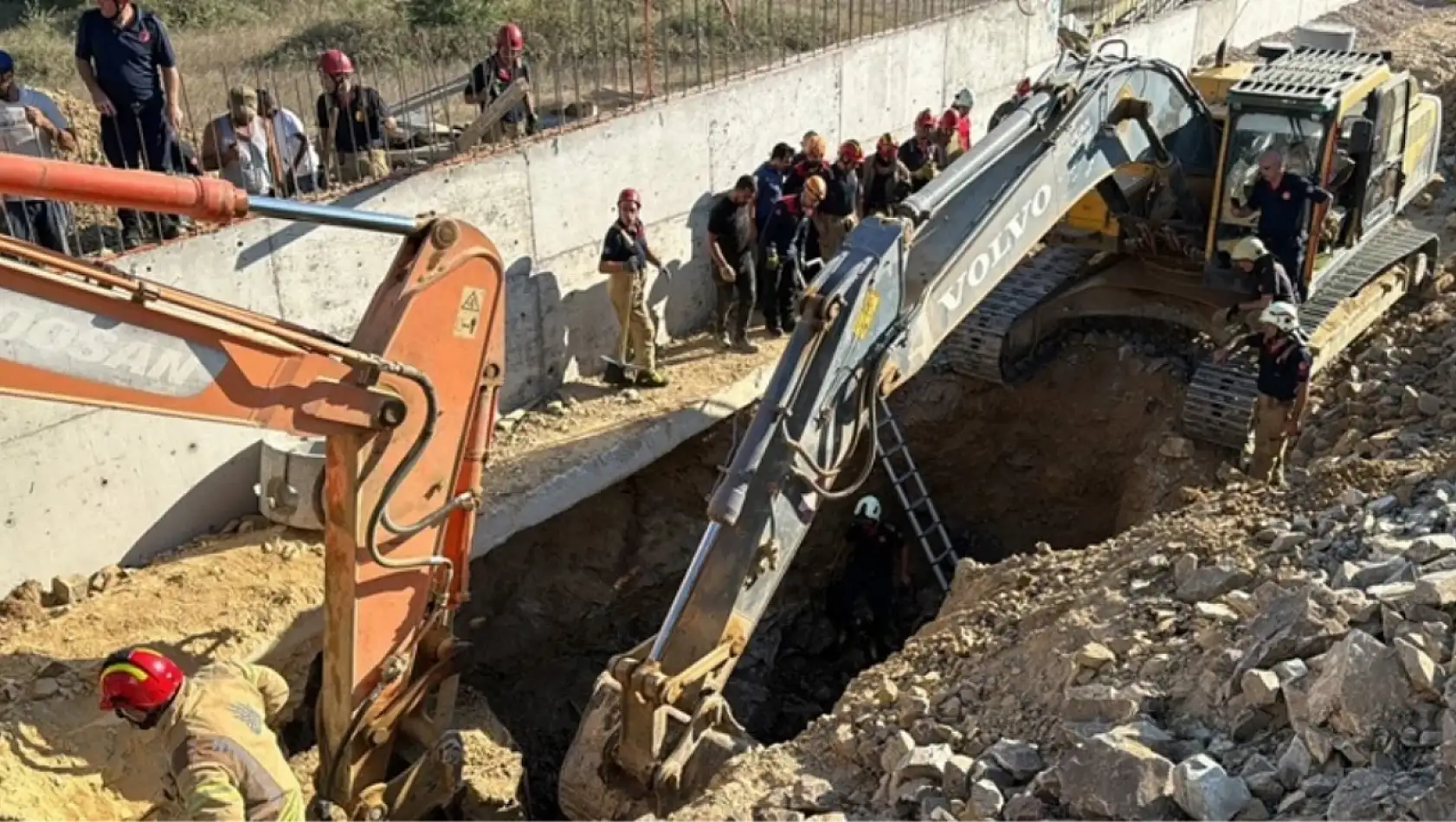 İstanbul Tuzla'da Şantiyede Göçük Altında Kalan 2 İşçiden Acı Haber!