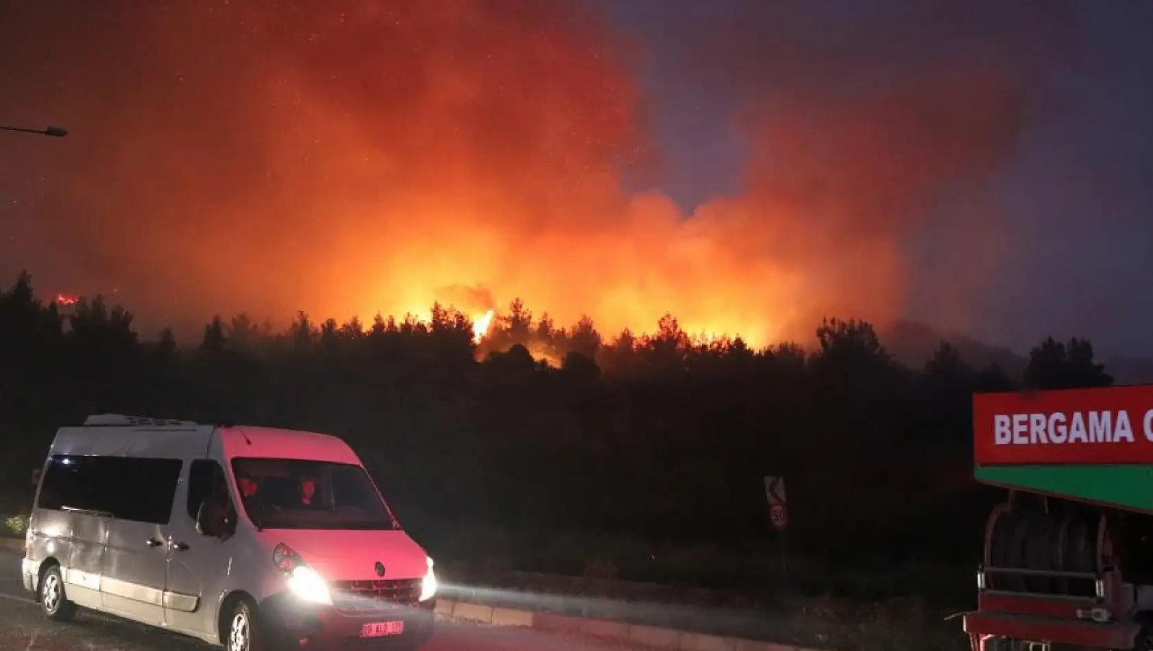 İzmir'de Çıkan Yangınla İlgili Şok Eden Detay! Gözaltına Alındılar