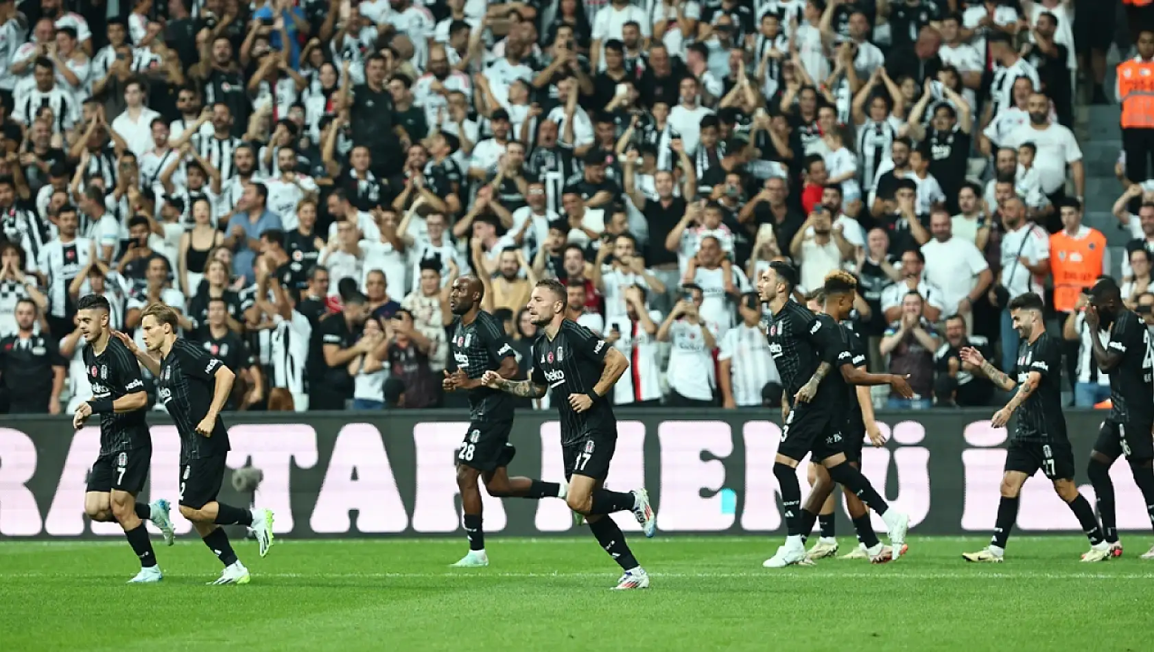 Lugano'ya Gol Olup Yağan Beşiktaş UEFA Avrupa Ligi'nde! Beşiktaş: 5 - Lugano: 1