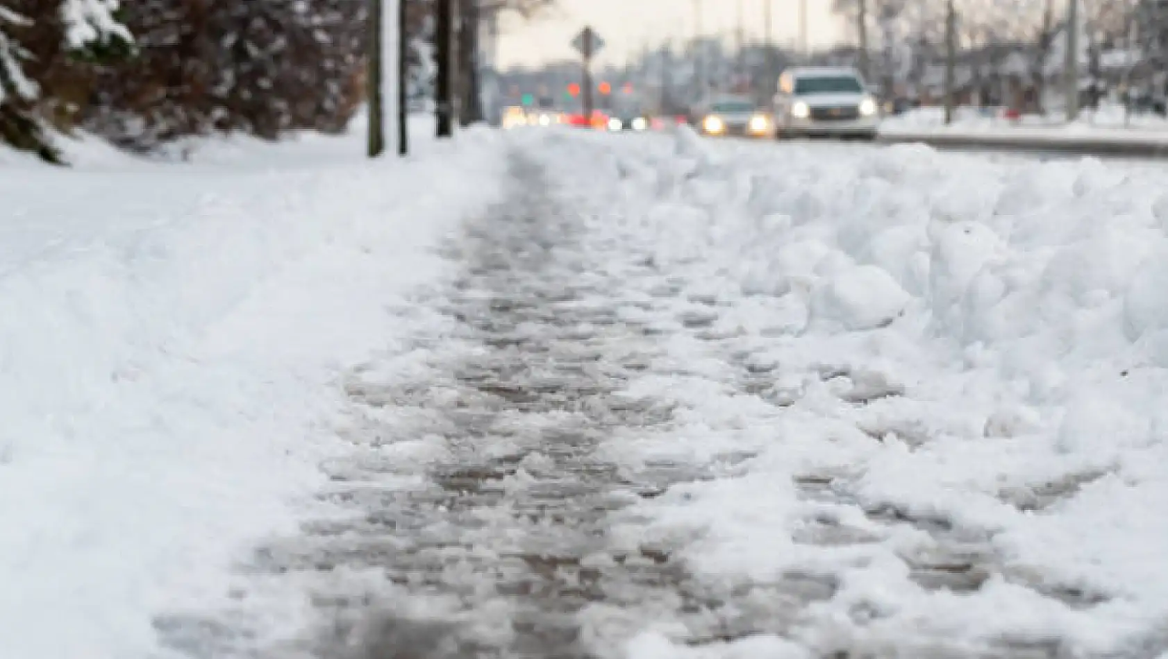 Meteoroloji'den 2 İle Sarı ve 1 İle Turuncu Kodlu Uyarı: Kar Geliyor!