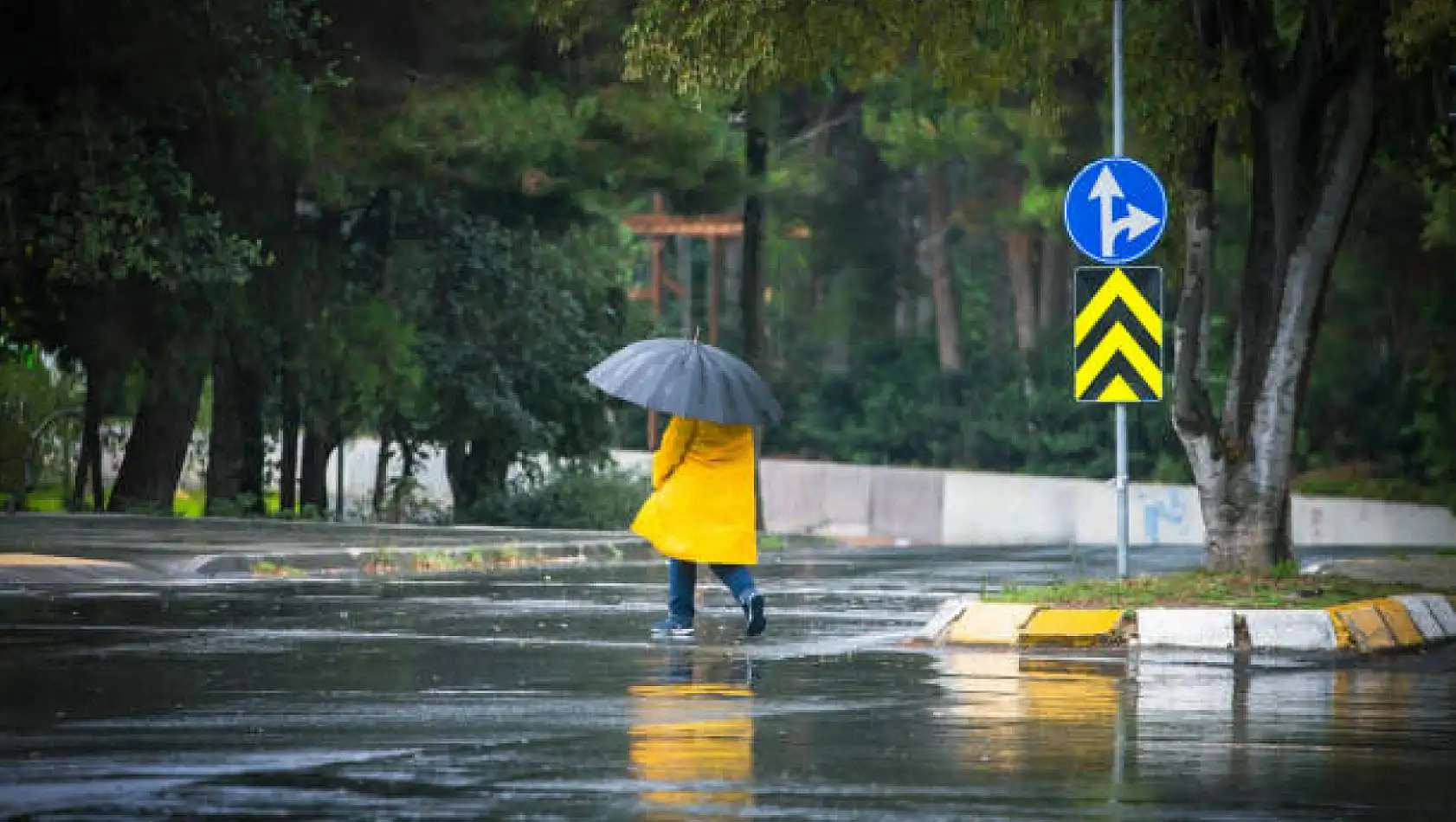 Meteoroloji'den Gök Gürültülü Sağanak Yağış Uyarısı! 4 Eylül 2024 Hava Durumu