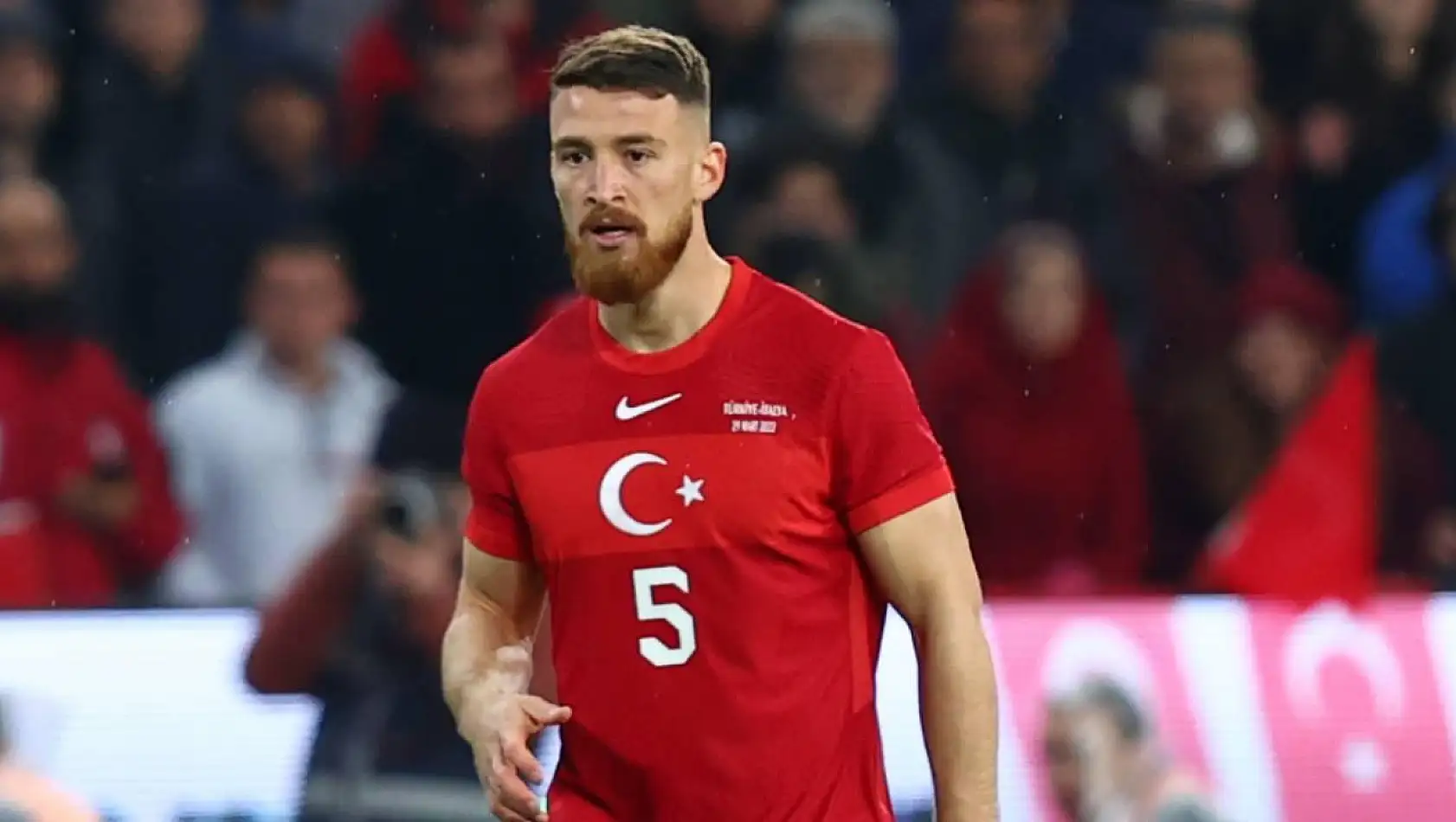 Milli Futbolcu Salih Özcan'dan Çağrı: Herkes Milli Takım Formalarını Giysin!